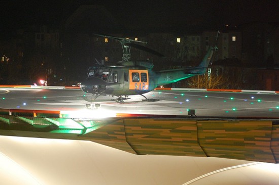 Der seit 2016 als &ldquo;Rescue 41&ldquo; bezeichnete SAR-Hubschrauber aus Nörvenich auf dem Landeteller am Aachener Universitätsklinikum