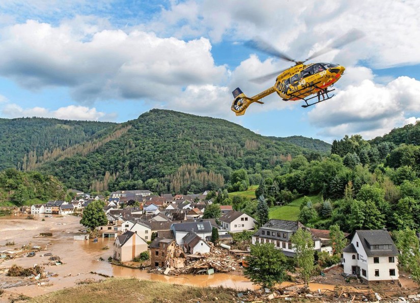 Die ADAC Luftrettung im Einsatz bei der Hochwasserkatastrophe