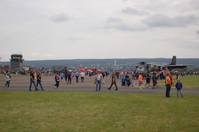 Im Juni 2016 strömten Gäste aus nah und fern auf das weitläufige Gelände &ndash; am 6. und 7. Juli 2022 ist es den Teilnehmerinnen und Teilnehmern des 32. Internationalen Hubschrauberforums vorbehalten