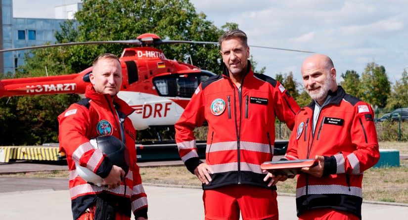 Das Team von “Christoph 36“ rund um Pilot und Stationsleiter Marco Cramme freut sich auf den Tag der offenen Tür an seiner Station am Städtischen Klinikum Magdeburg