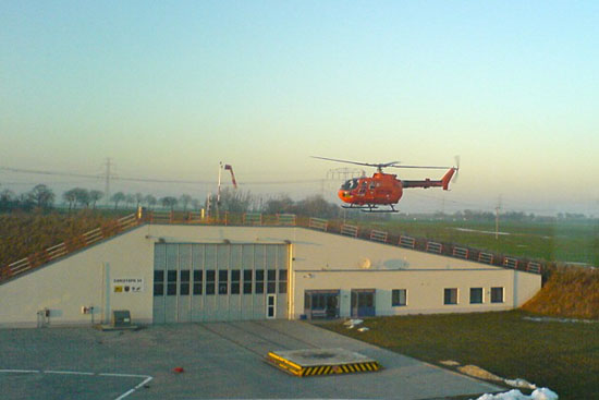 Landung der BO 105 am Standort Güstrow, hier aufgenommen am 15. Januar 2006
