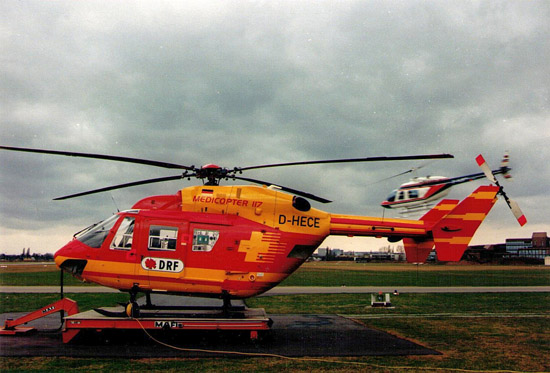 Die erste Medicopter-Filmmaschine versah ihren Dienst im Fernseh-Farbschema unter anderem als "Christoph 53" in Mannheim
