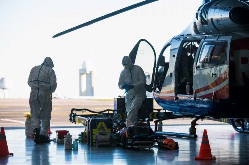 Transport von Covid-19-Infektionspatienten durch die Luxembourg Air Rescue, kurz LAR